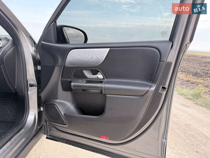 Позашляховик / Кросовер Mercedes-Benz GLB-Class 2021 в Тернополі фото 26 Позашляховик / Кросовер Mercedes-Benz GLB-Class 2021 в Тернополі