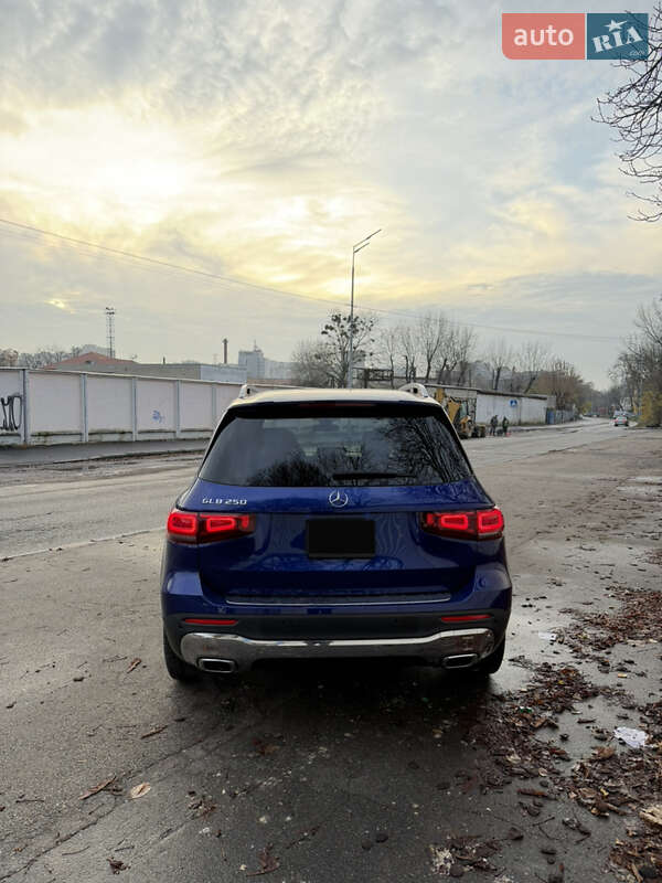 Внедорожник / Кроссовер Mercedes-Benz GLB-Class 2021 в Киеве фото 15 Внедорожник / Кроссовер Mercedes-Benz GLB-Class 2021 в Киеве