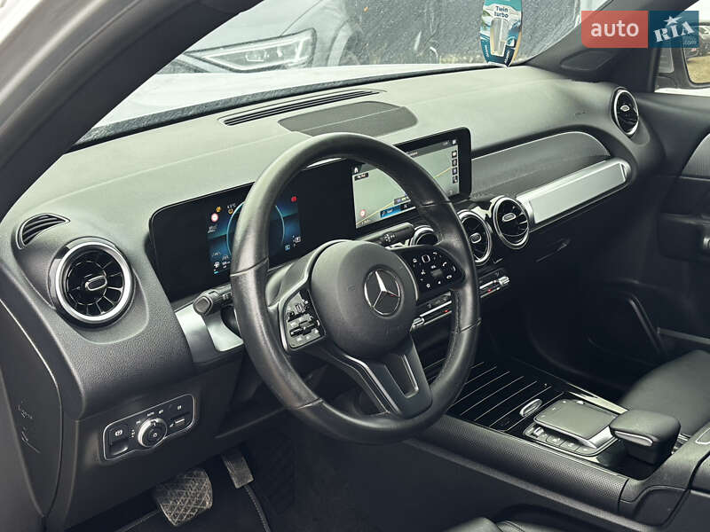 Внедорожник / Кроссовер Mercedes-Benz GLB-Class 2021 в Львове