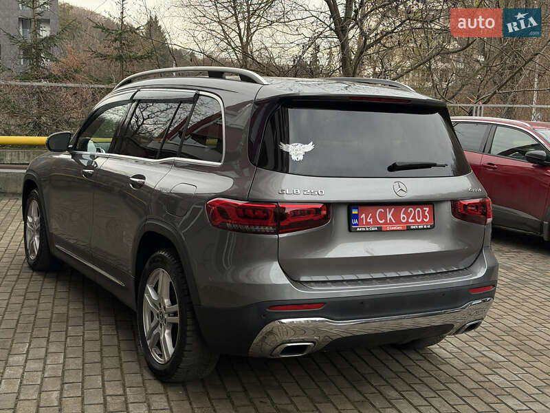 Внедорожник / Кроссовер Mercedes-Benz GLB-Class 2019 в Львове