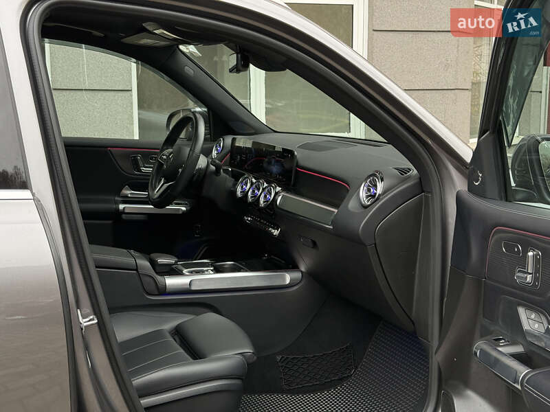Внедорожник / Кроссовер Mercedes-Benz GLB-Class 2019 в Львове