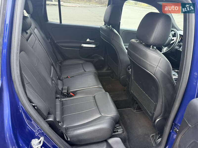 Внедорожник / Кроссовер Mercedes-Benz GLB-Class 2020 в Киеве