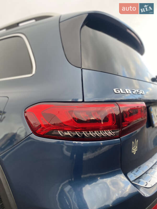 Внедорожник / Кроссовер Mercedes-Benz GLB-Class 2020 в Мукачево