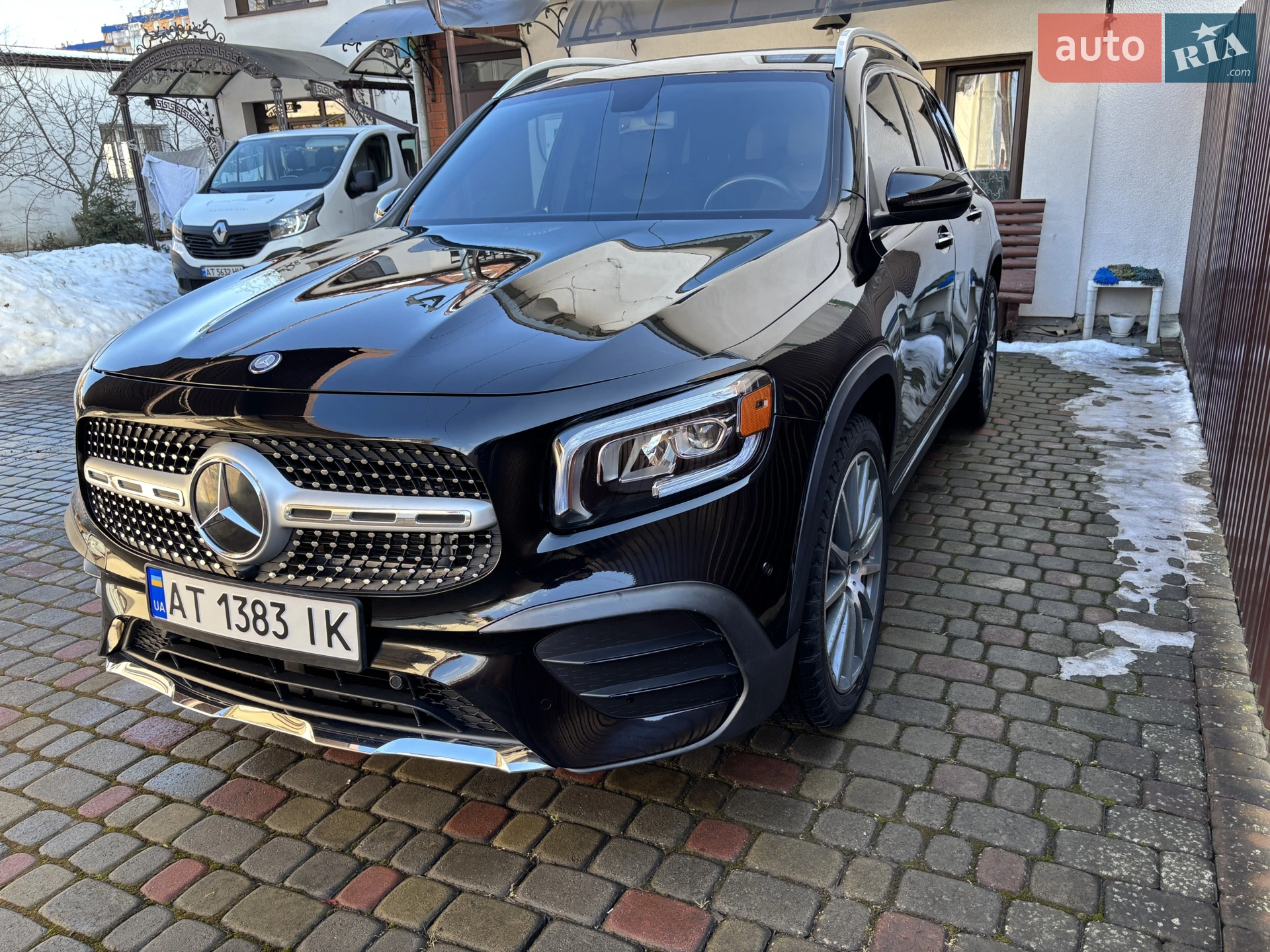 2021 Mercedes-Benz GLB - мініатюра 8