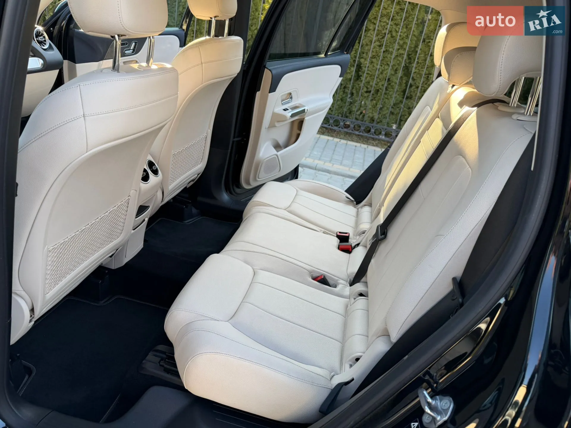 2021 Mercedes-Benz GLB - мініатюра 17