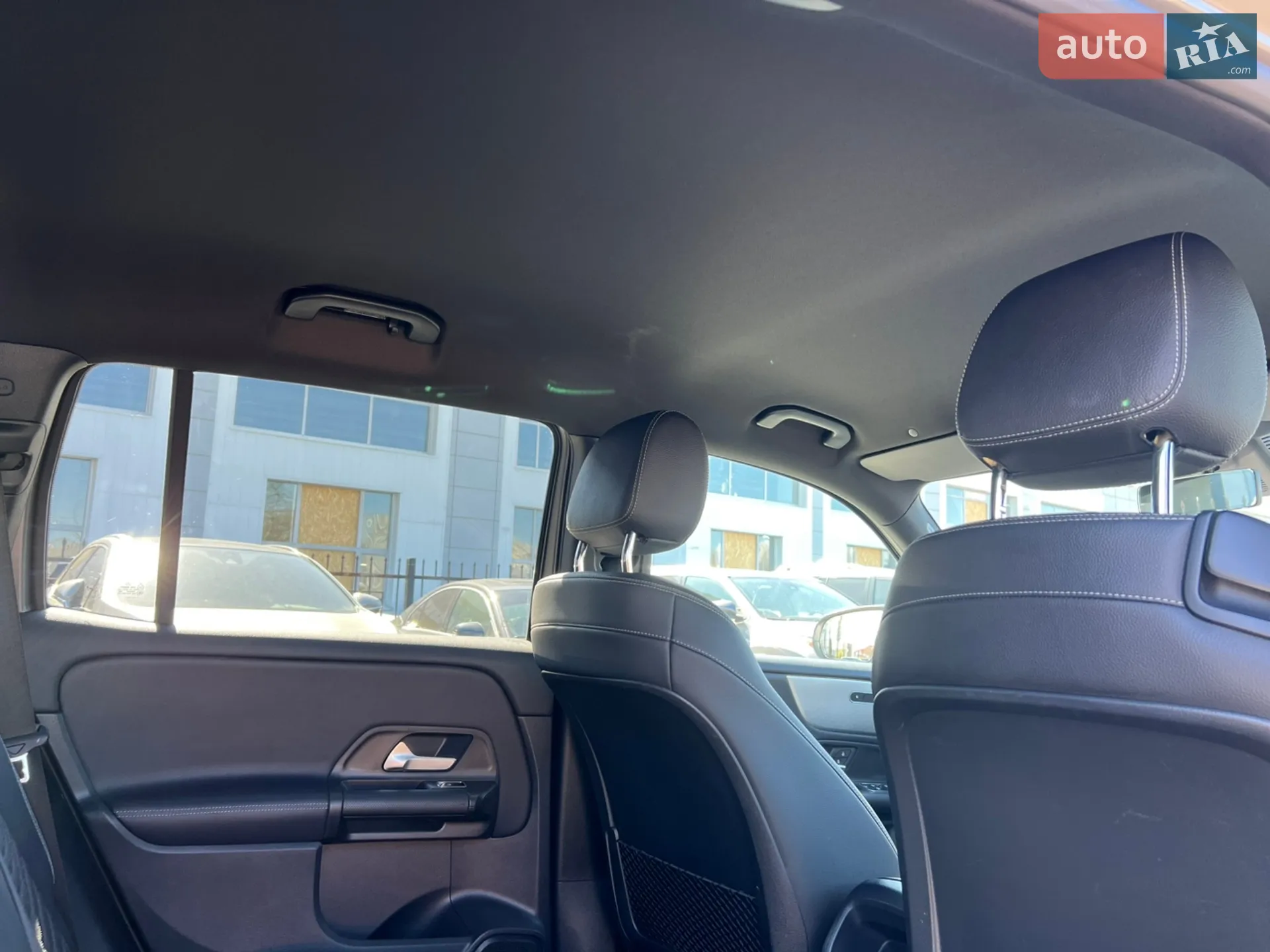 2021 Mercedes-Benz GLB - мініатюра 38