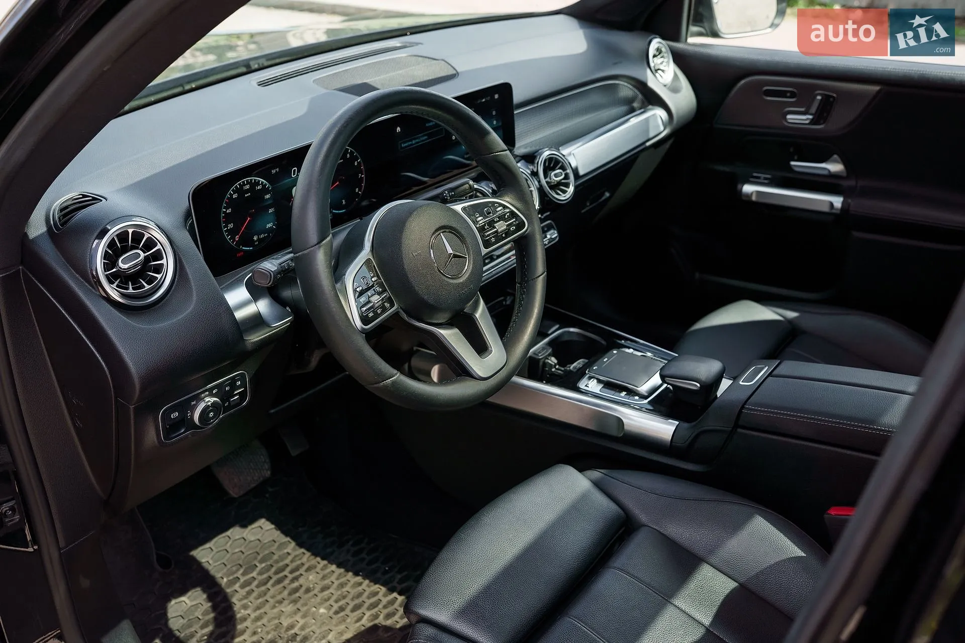 2019 Mercedes-Benz GLB - мініатюра 35