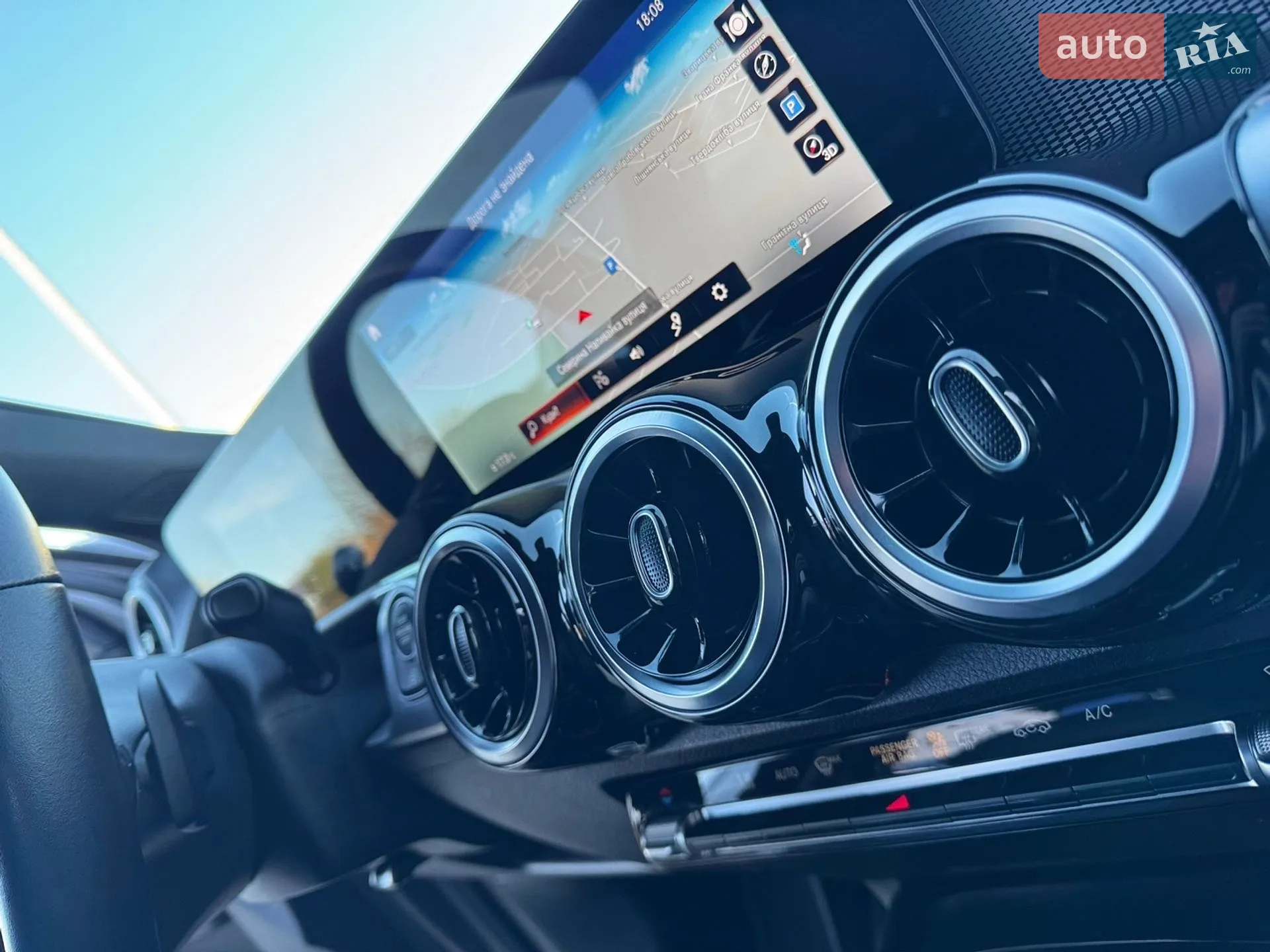2022 Mercedes-Benz GLB - мініатюра 93