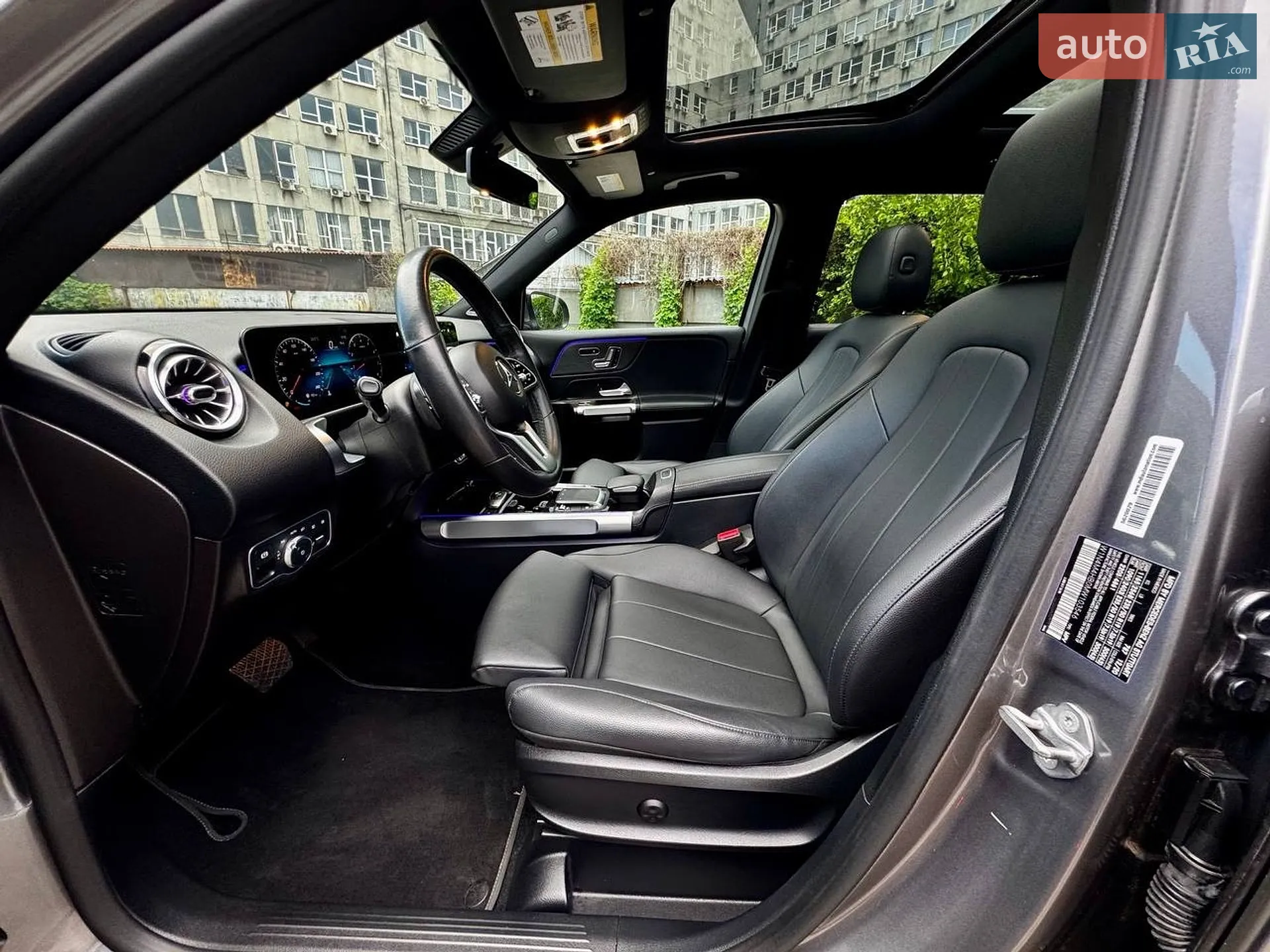 2021 Mercedes-Benz GLB - мініатюра 27
