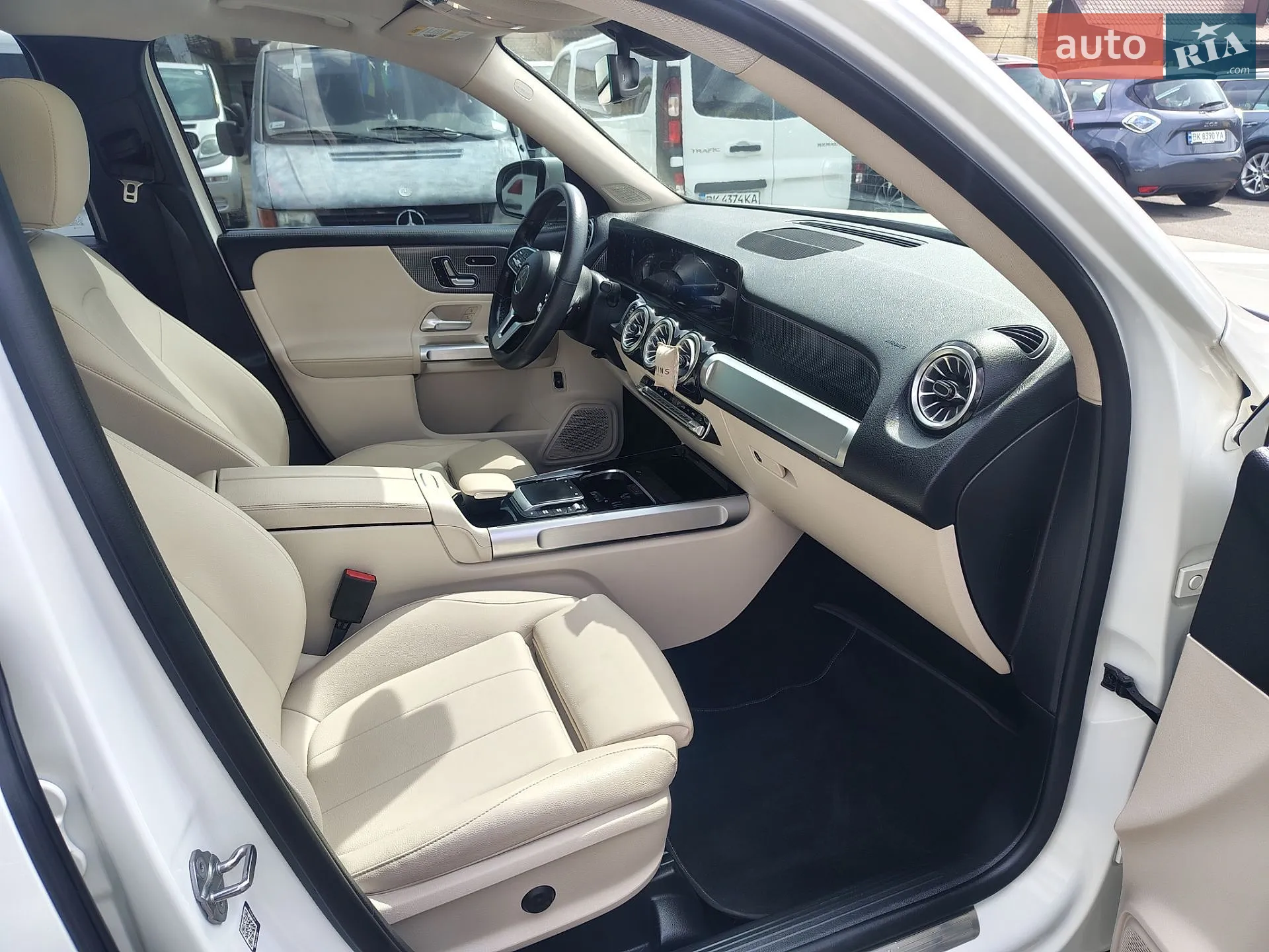 2022 Mercedes-Benz GLB - мініатюра 19