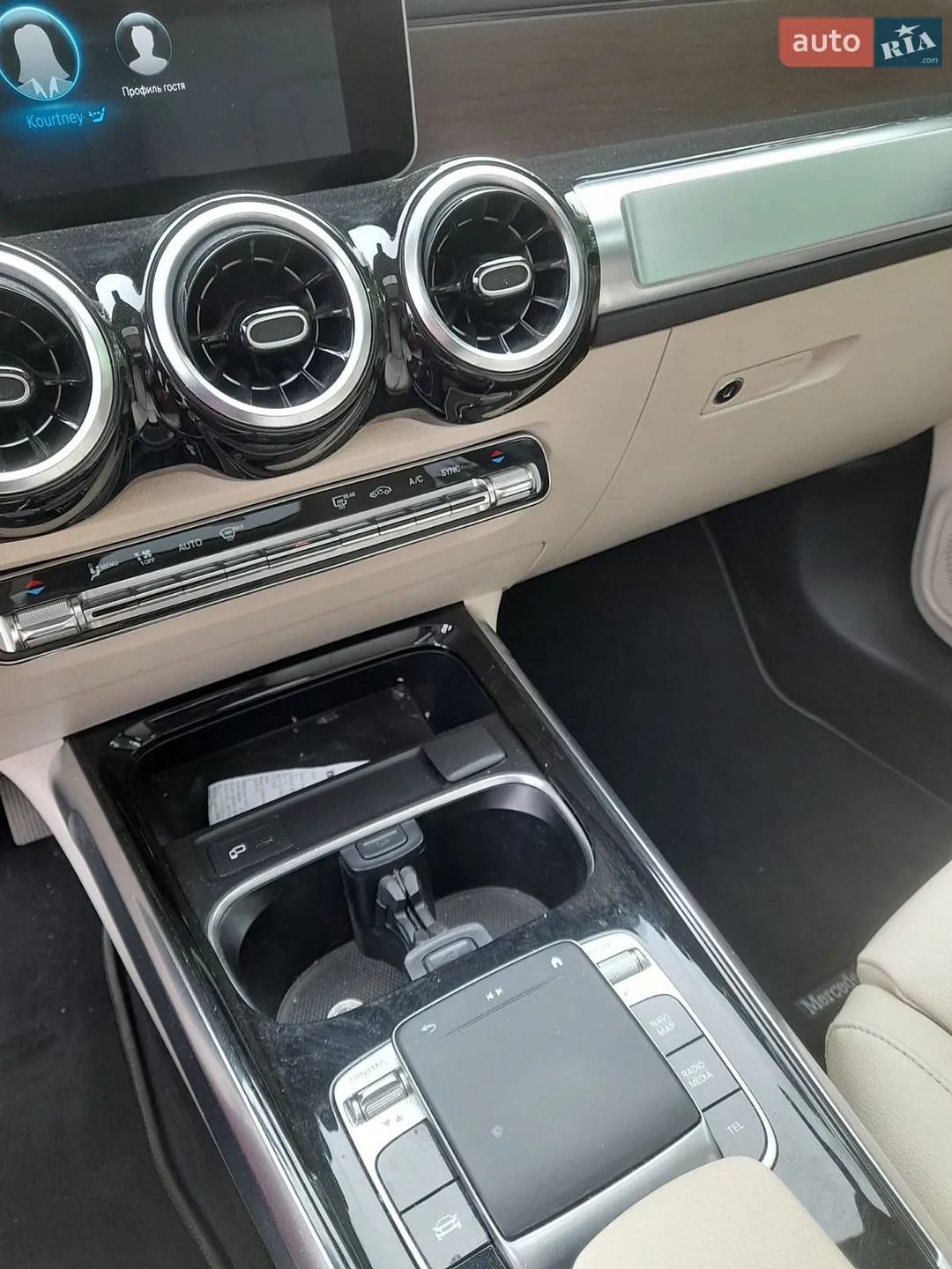 2020 Mercedes-Benz GLB - мініатюра 16