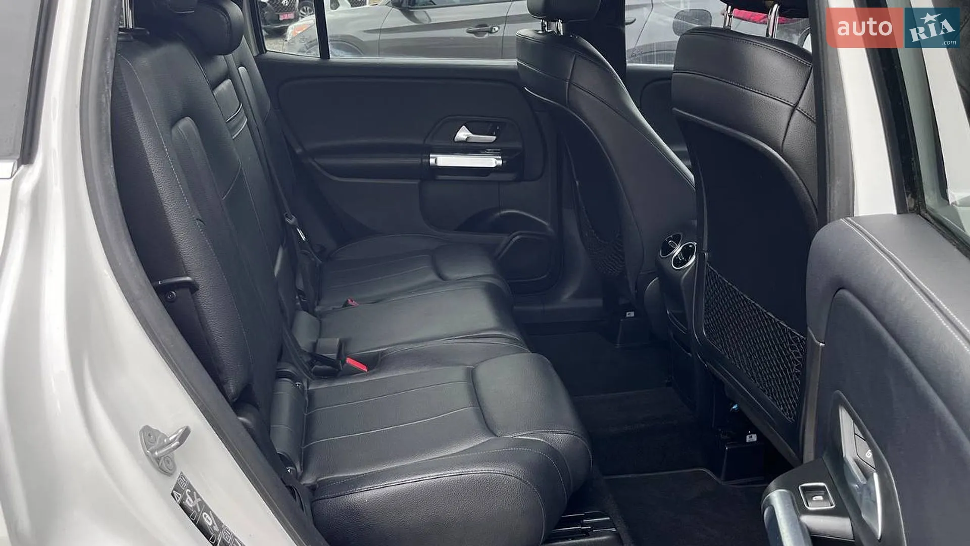2020 Mercedes-Benz GLB - мініатюра 12
