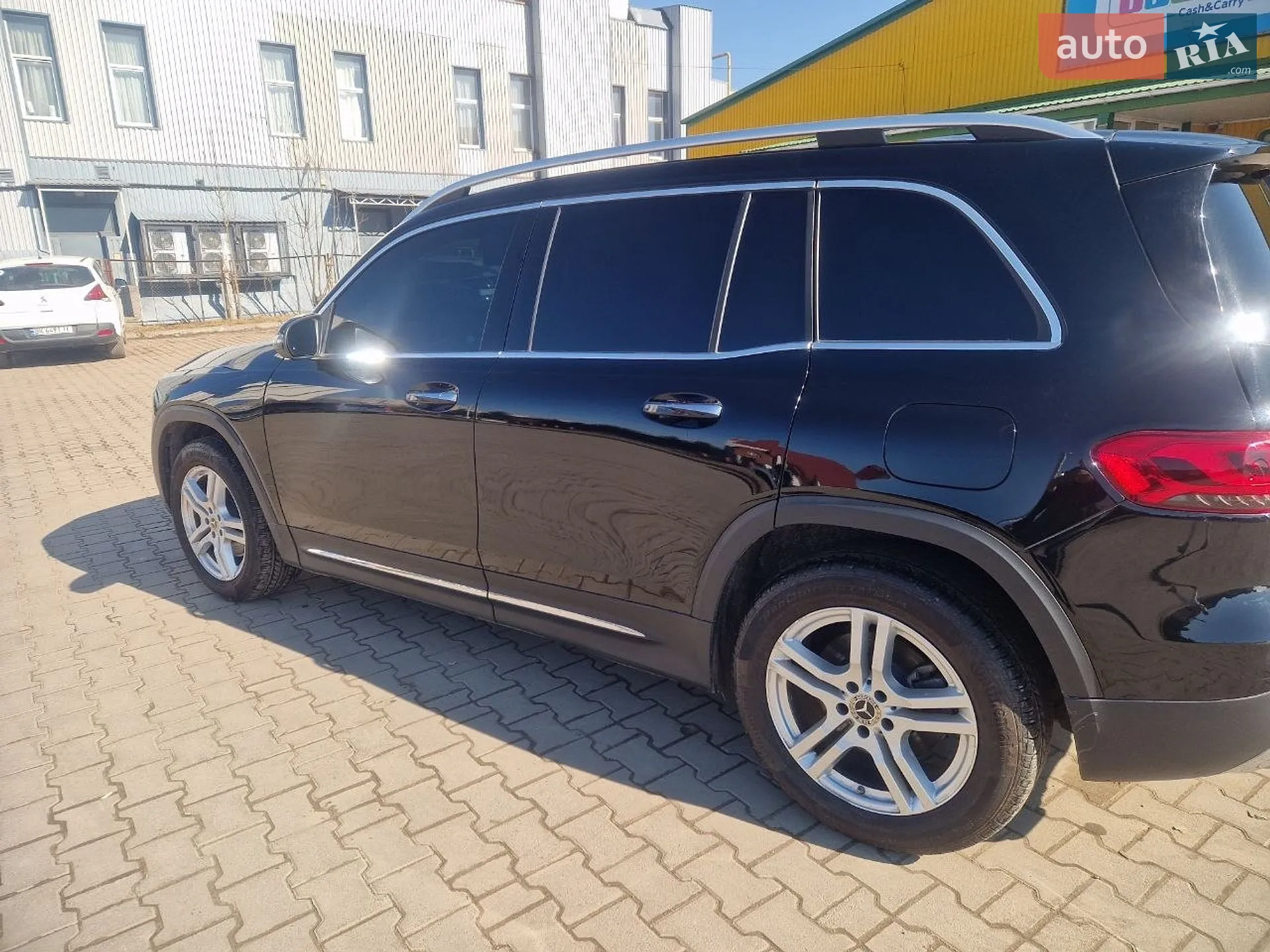 2023 Mercedes-Benz GLB - мініатюра 13