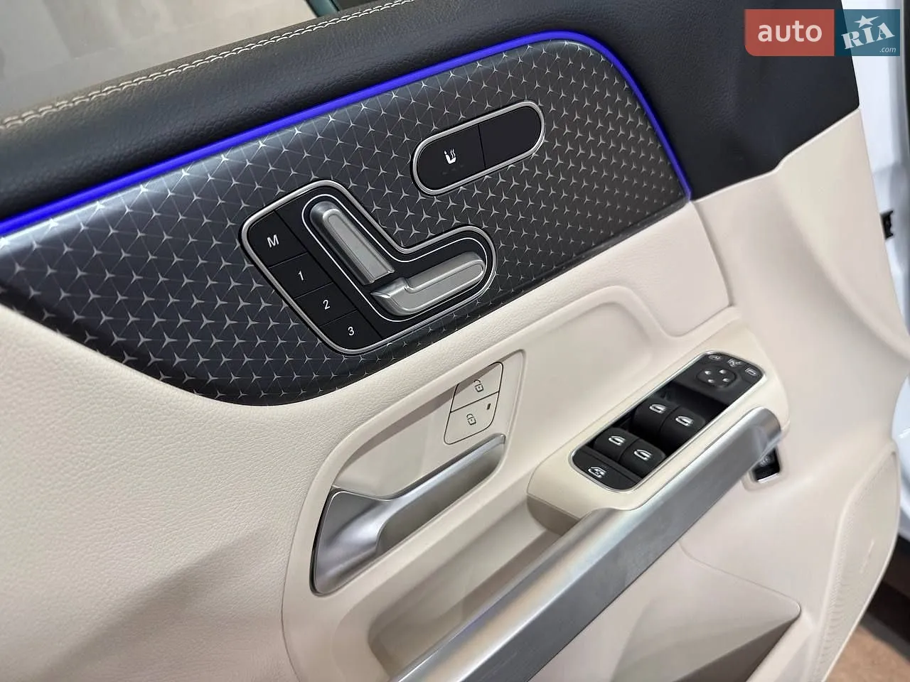 2024 Mercedes-Benz GLB - мініатюра 12