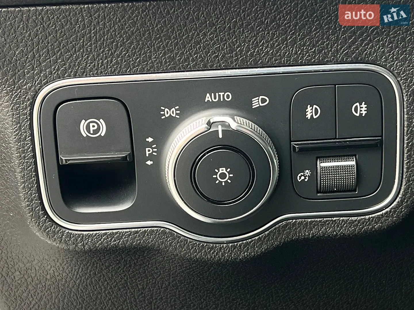2022 Mercedes-Benz GLB - мініатюра 32