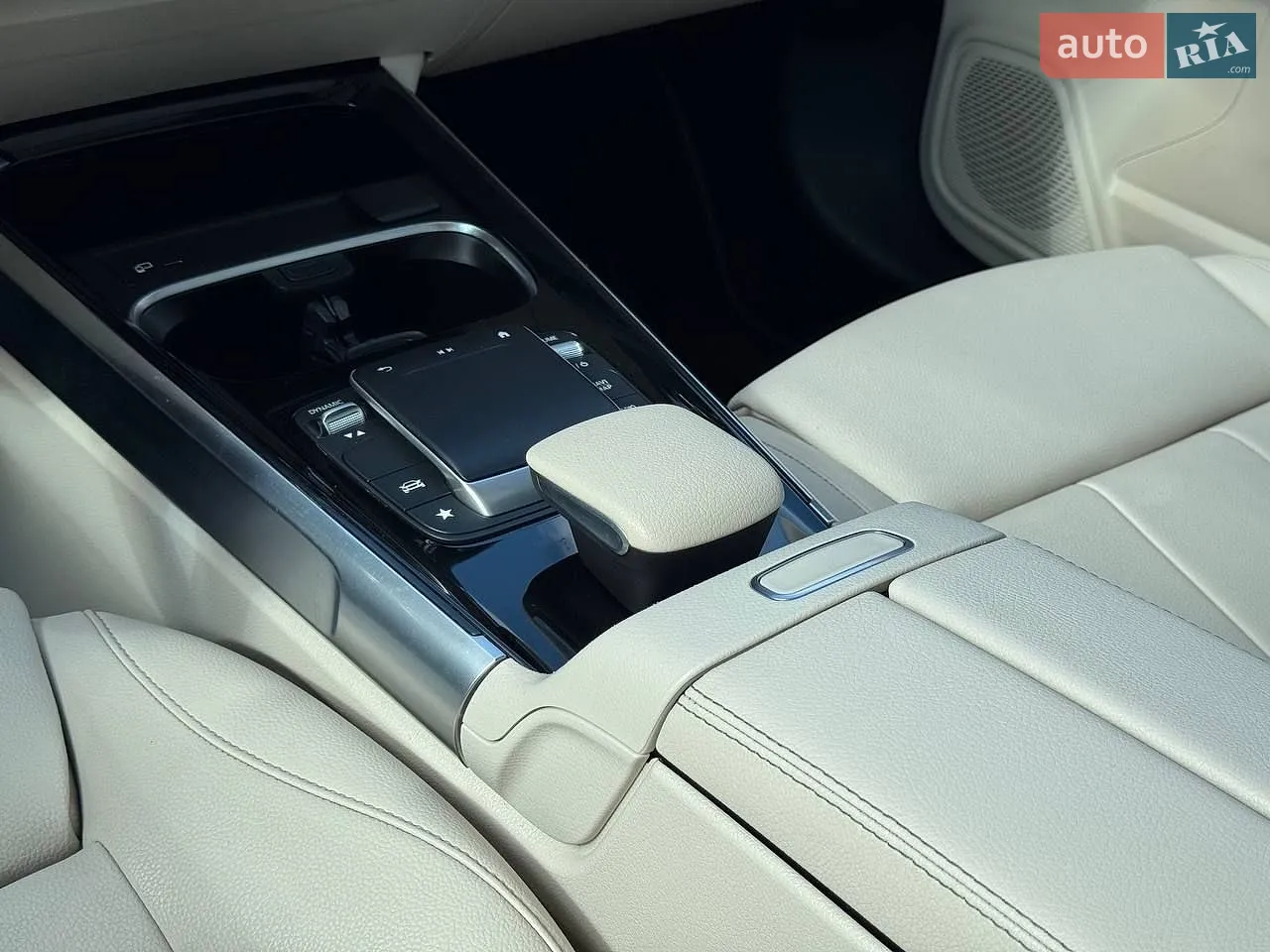 2020 Mercedes-Benz GLB - мініатюра 20