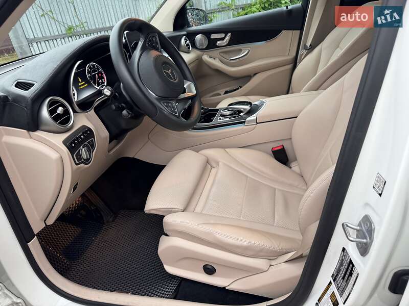 Позашляховик / Кросовер Mercedes-Benz GLC-Class Coupe 2017 в Києві