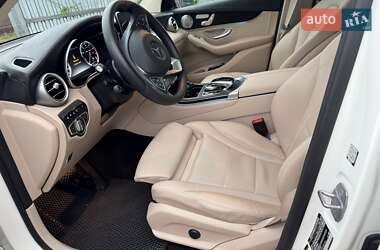 Внедорожник / Кроссовер Mercedes-Benz GLC-Class Coupe 2017 в 