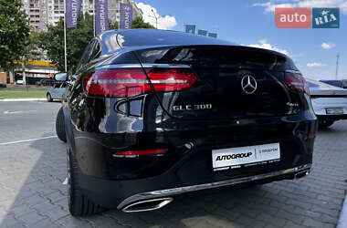 Позашляховик / Кросовер Mercedes-Benz GLC-Class Coupe 2017 в 