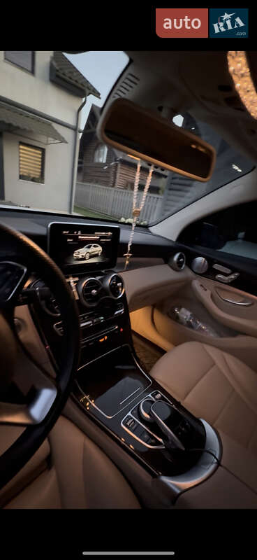 Внедорожник / Кроссовер Mercedes-Benz GLC-Class Coupe 2019 в Тернополе фото 7 Внедорожник / Кроссовер Mercedes-Benz GLC-Class Coupe 2019 в Тернополе