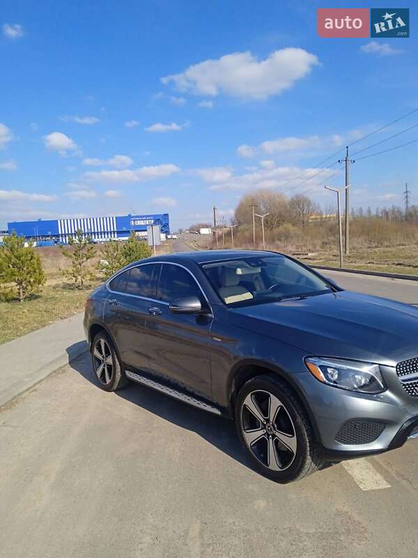Внедорожник / Кроссовер Mercedes-Benz GLC-Class Coupe 2018 в Ровно