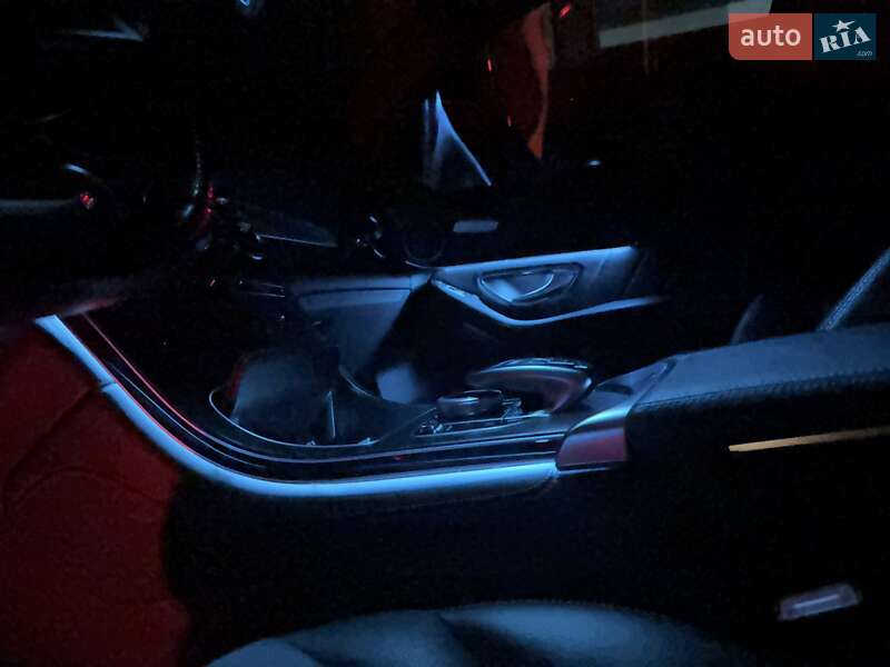 Позашляховик / Кросовер Mercedes-Benz GLC-Class Coupe 2017 в Києві