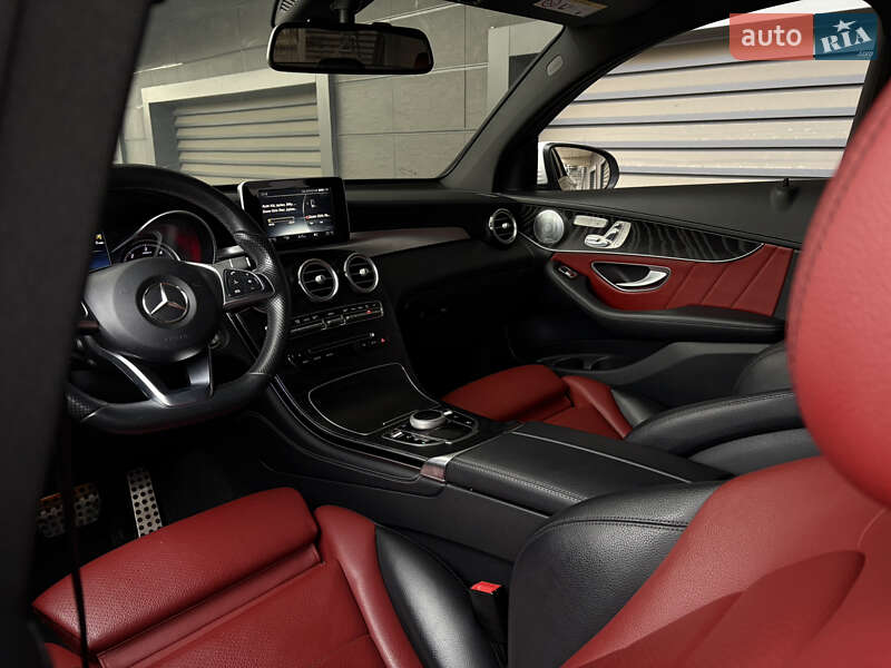 Позашляховик / Кросовер Mercedes-Benz GLC-Class Coupe 2016 в Києві фото 20 Позашляховик / Кросовер Mercedes-Benz GLC-Class Coupe 2016 в Києві