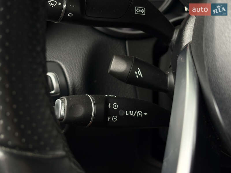 Позашляховик / Кросовер Mercedes-Benz GLC-Class Coupe 2016 в Києві фото 29 Позашляховик / Кросовер Mercedes-Benz GLC-Class Coupe 2016 в Києві