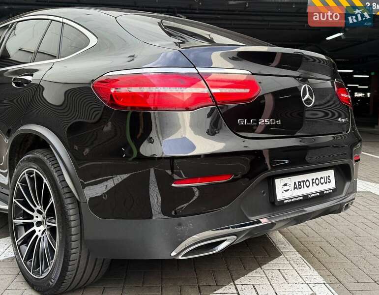 Позашляховик / Кросовер Mercedes-Benz GLC-Class Coupe 2017 в Києві фото 6 Позашляховик / Кросовер Mercedes-Benz GLC-Class Coupe 2017 в Києві