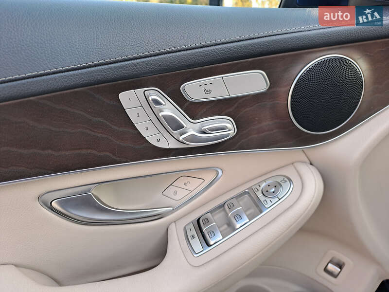 Внедорожник / Кроссовер Mercedes-Benz GLC-Class Coupe 2017 в Киеве