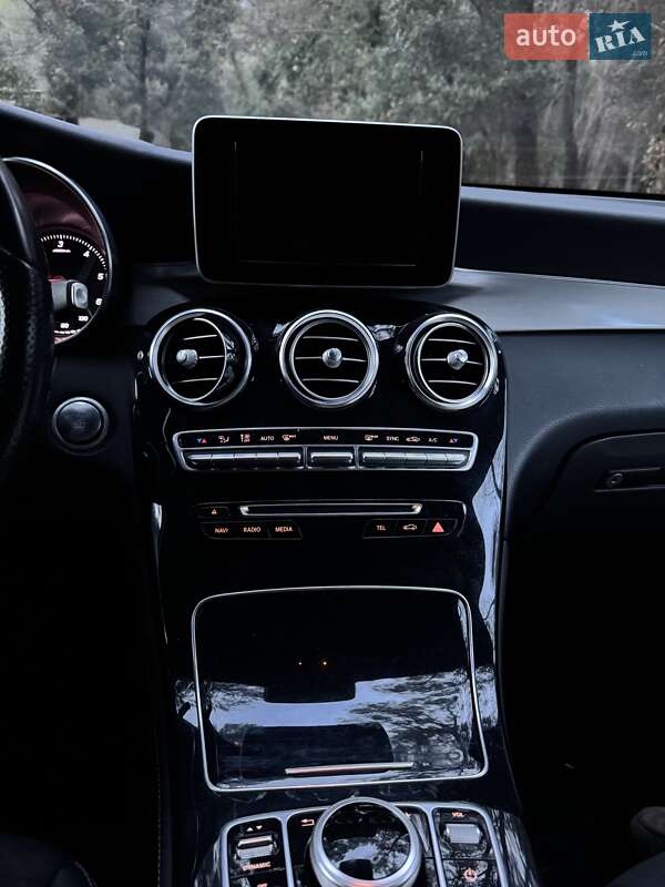 Позашляховик / Кросовер Mercedes-Benz GLC-Class Coupe 2018 в Львові