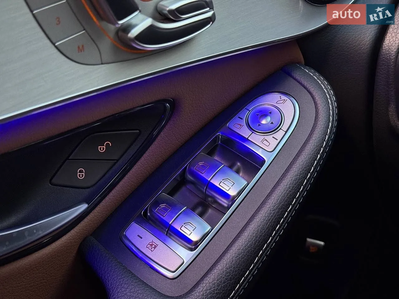 2020 Mercedes-Benz GLC - мініатюра 23
