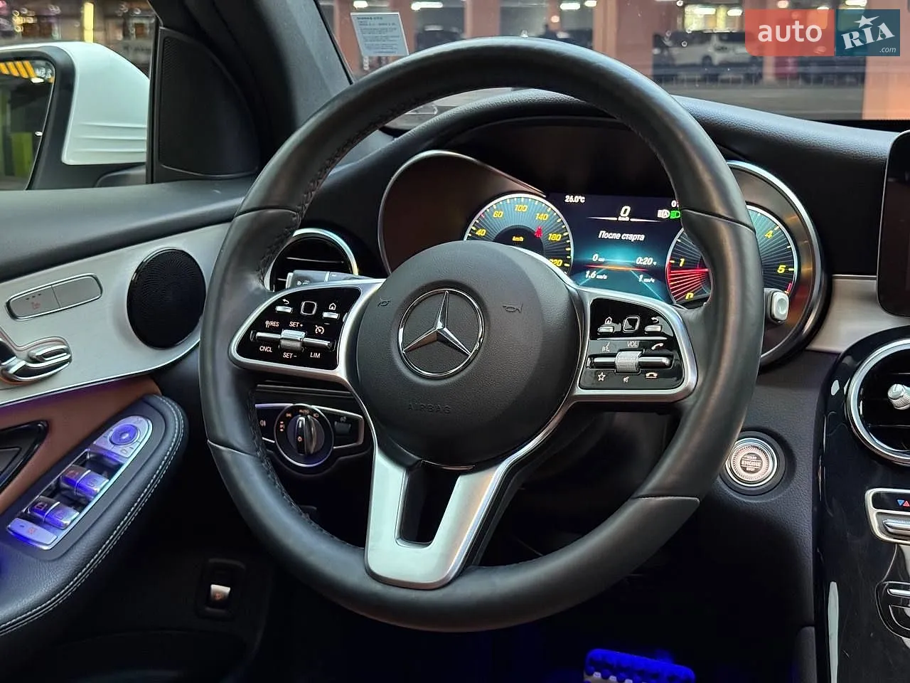2020 Mercedes-Benz GLC - мініатюра 32