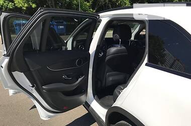 Внедорожник / Кроссовер Mercedes-Benz GLC-Class 2016 в 