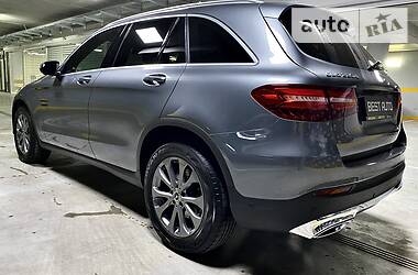 Внедорожник / Кроссовер Mercedes-Benz GLC-Class 2017 в 