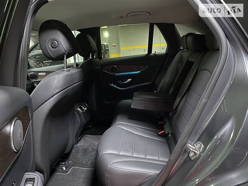 Позашляховик / Кросовер Mercedes-Benz GLC-Class 2017 в Києві