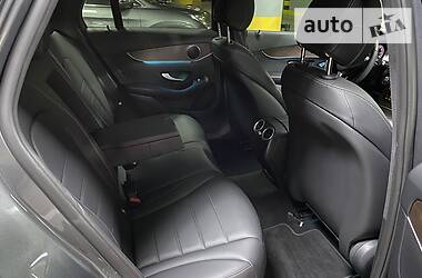 Внедорожник / Кроссовер Mercedes-Benz GLC-Class 2017 в 