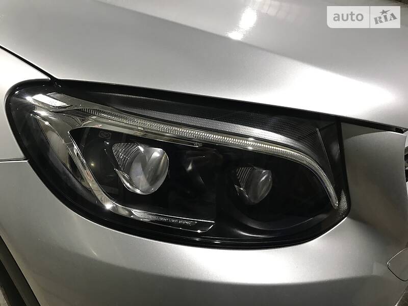 Позашляховик / Кросовер Mercedes-Benz GLC-Class 2016 в Києві