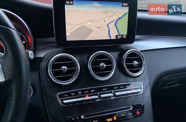 Позашляховик / Кросовер Mercedes-Benz GLC-Class 2017 в 
