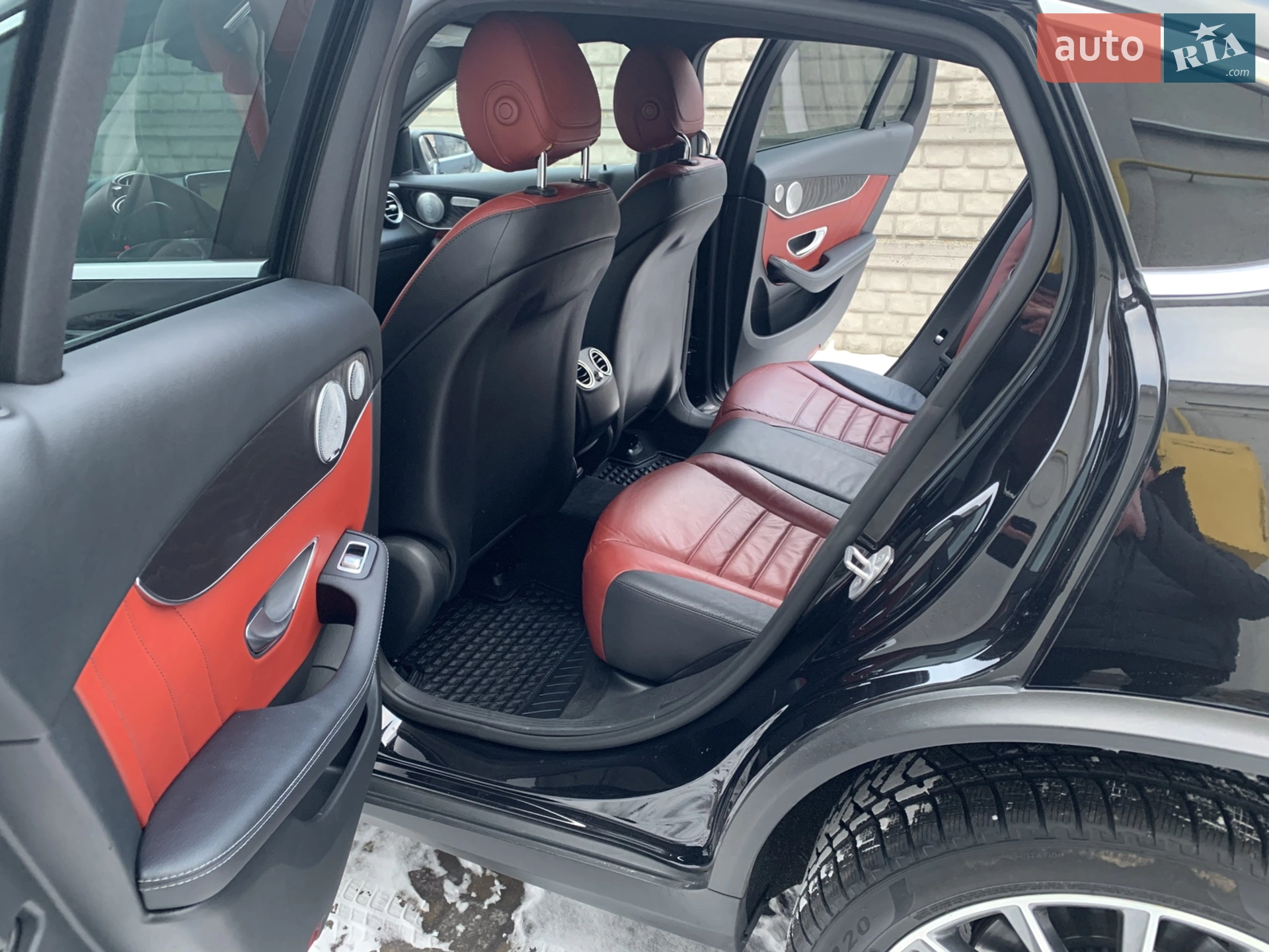 Mercedes-Benz GLC-Class 2017 VIN WDC2533051F257785 фото оголошення 42 з 101