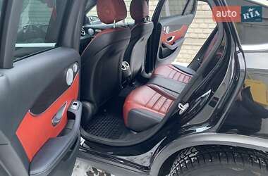 Позашляховик / Кросовер Mercedes-Benz GLC-Class 2017 в 