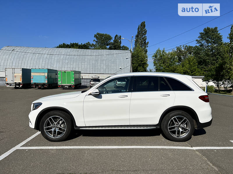 Mercedes-Benz GLC-Class 2019