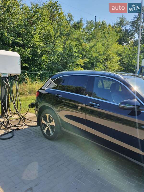 Внедорожник / Кроссовер Mercedes-Benz GLC-Class 2019 в Запорожье