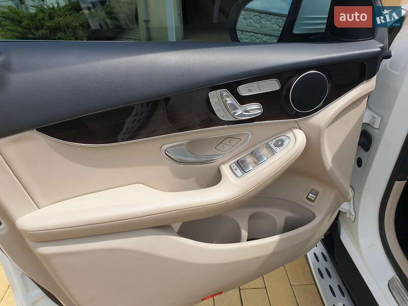 Внедорожник / Кроссовер Mercedes-Benz GLC-Class 2017 в Виннице фото 4 Внедорожник / Кроссовер Mercedes-Benz GLC-Class 2017 в Виннице
