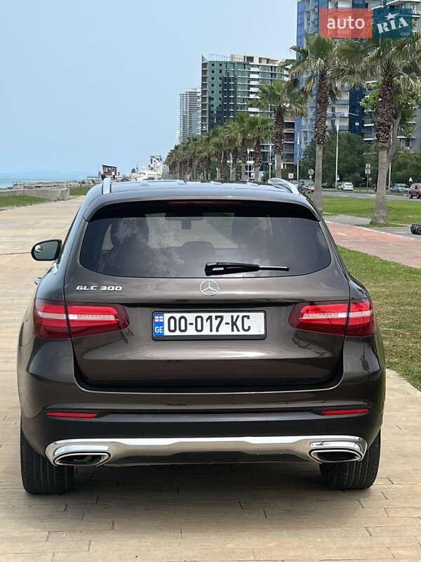 Позашляховик / Кросовер Mercedes-Benz GLC-Class 2017 в Києві