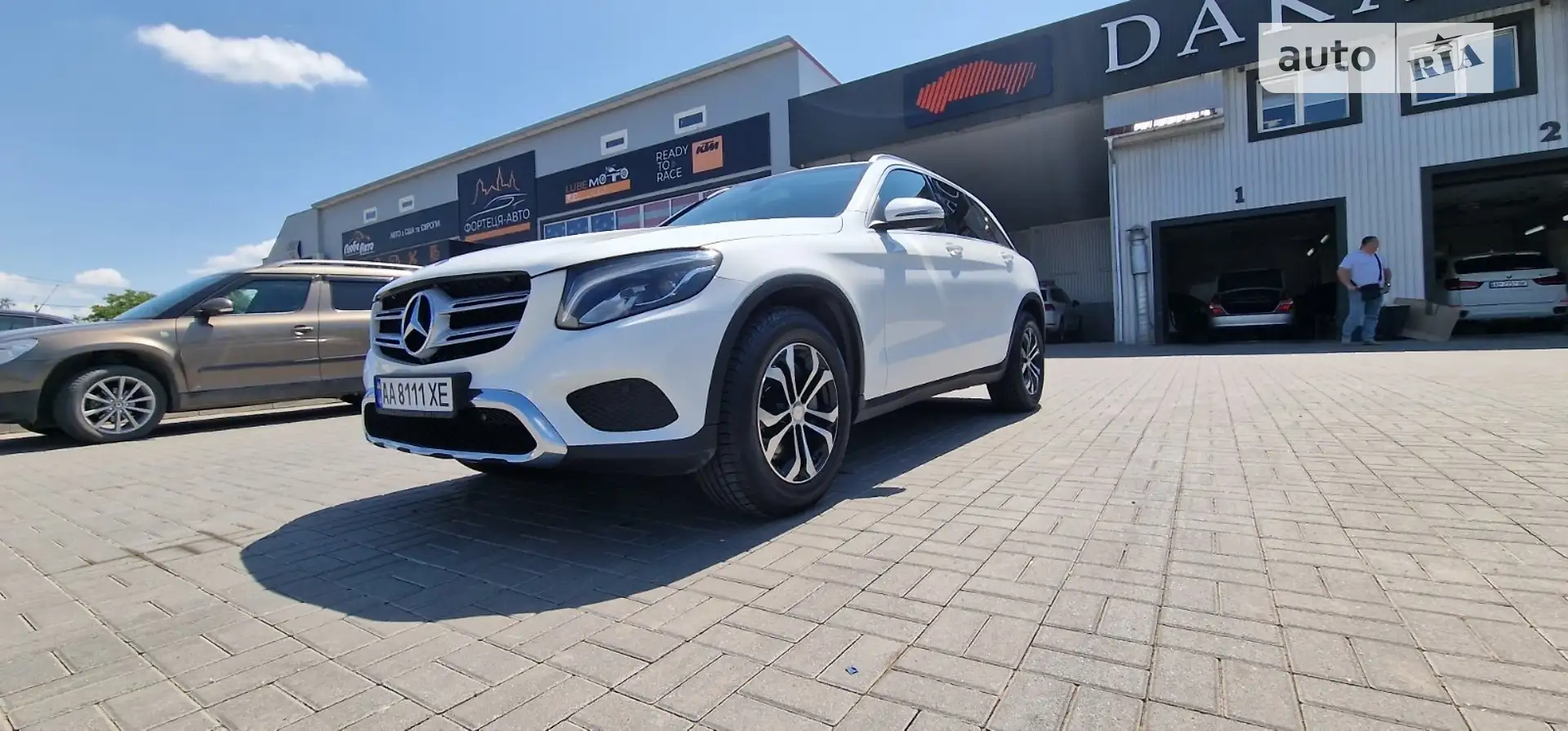 2016 Mercedes-Benz GLC - мініатюра 22