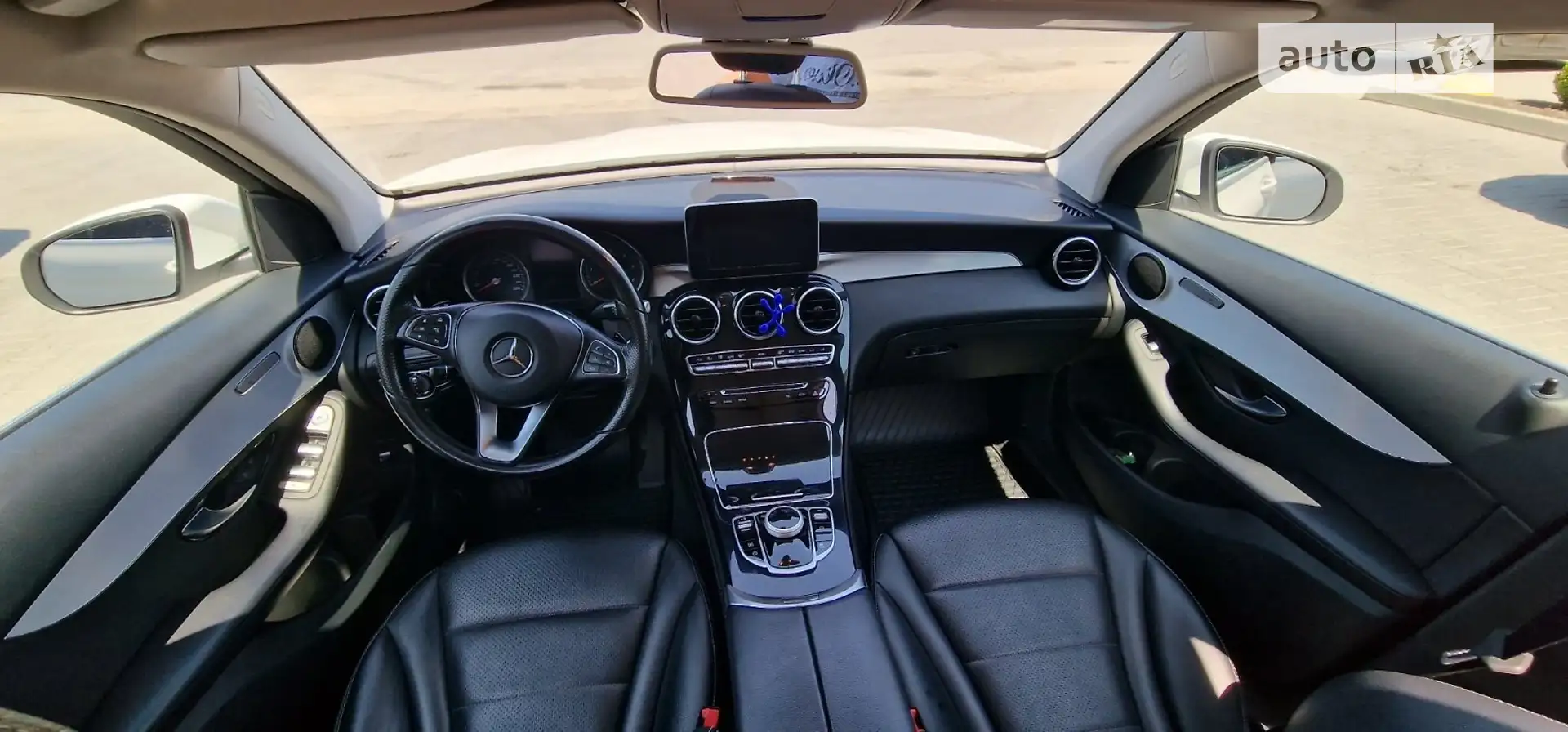 2016 Mercedes-Benz GLC - мініатюра 40