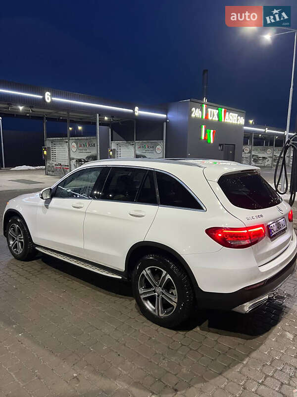 Позашляховик / Кросовер Mercedes-Benz GLC-Class 2015 в Львові