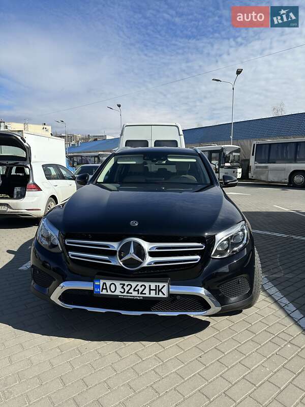 Mercedes-Benz GLC-Class 2019