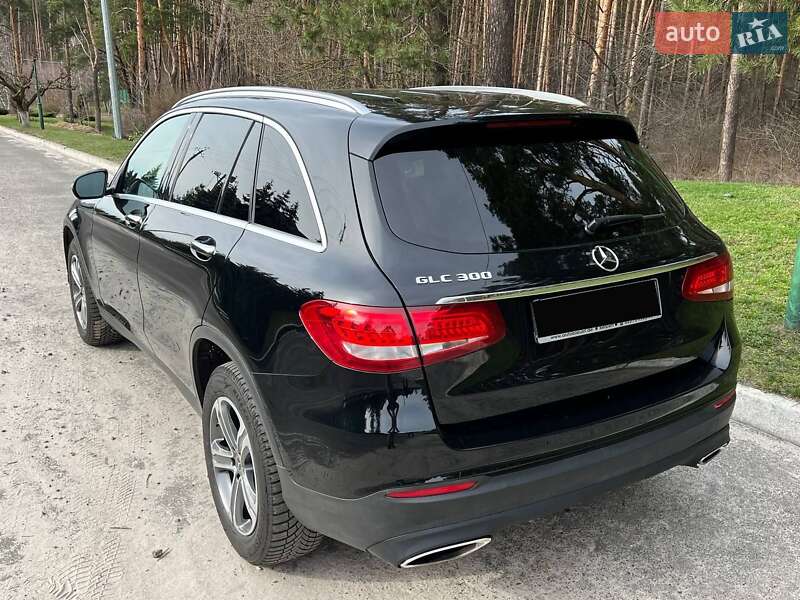 Позашляховик / Кросовер Mercedes-Benz GLC-Class 2019 в Києві